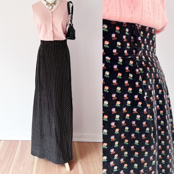 Vintage Dresses & Skirts - XS 1970s Black Velveteen Floral Maxi Skirt Whimsigoth Vintage Velvet